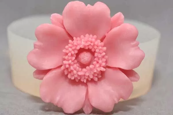 Mastering the Art of Creating Large, Impressive Flower Molds with Liquid Silicone Rubber